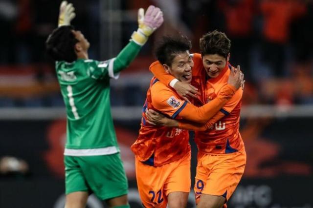 开云体育下载-泰山双杀仁川获出线主动权 小组末战拼横滨争第1？